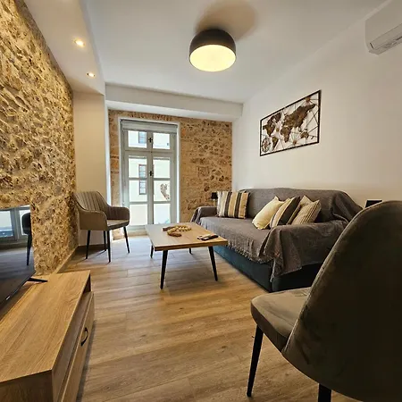 Apartment Silk By Yha